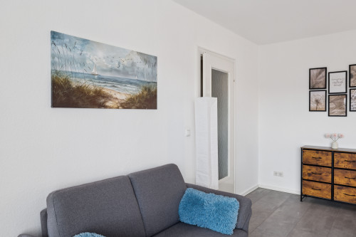 Modern Living Apartment centrally located - Gallery - 6