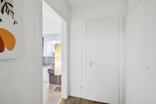 Modern Living Apartment centrally located - Gallery - 7