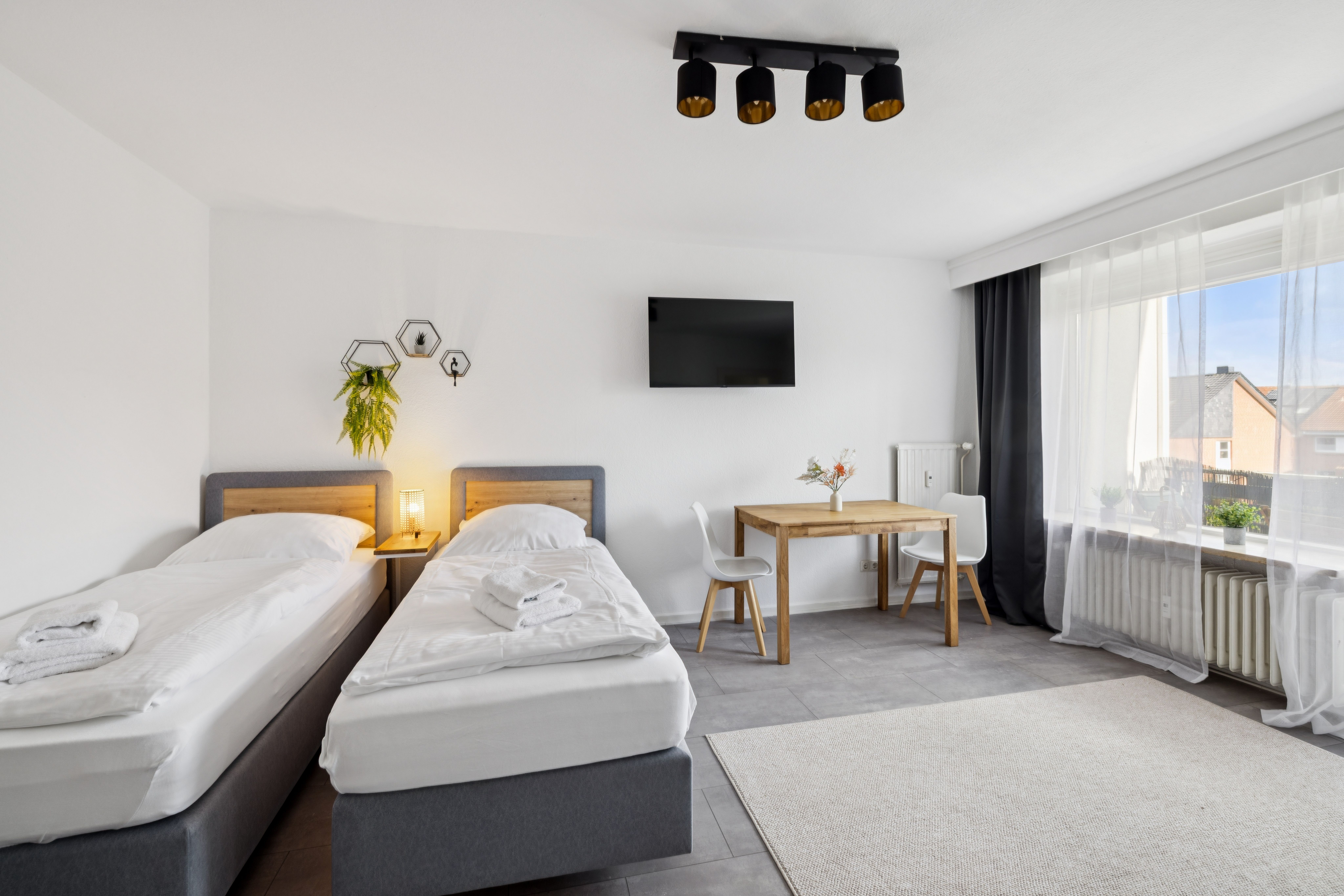  Modern Living Apartment Centrally Located  -  Modern Living Apartment centrally located  - Gallery -  8