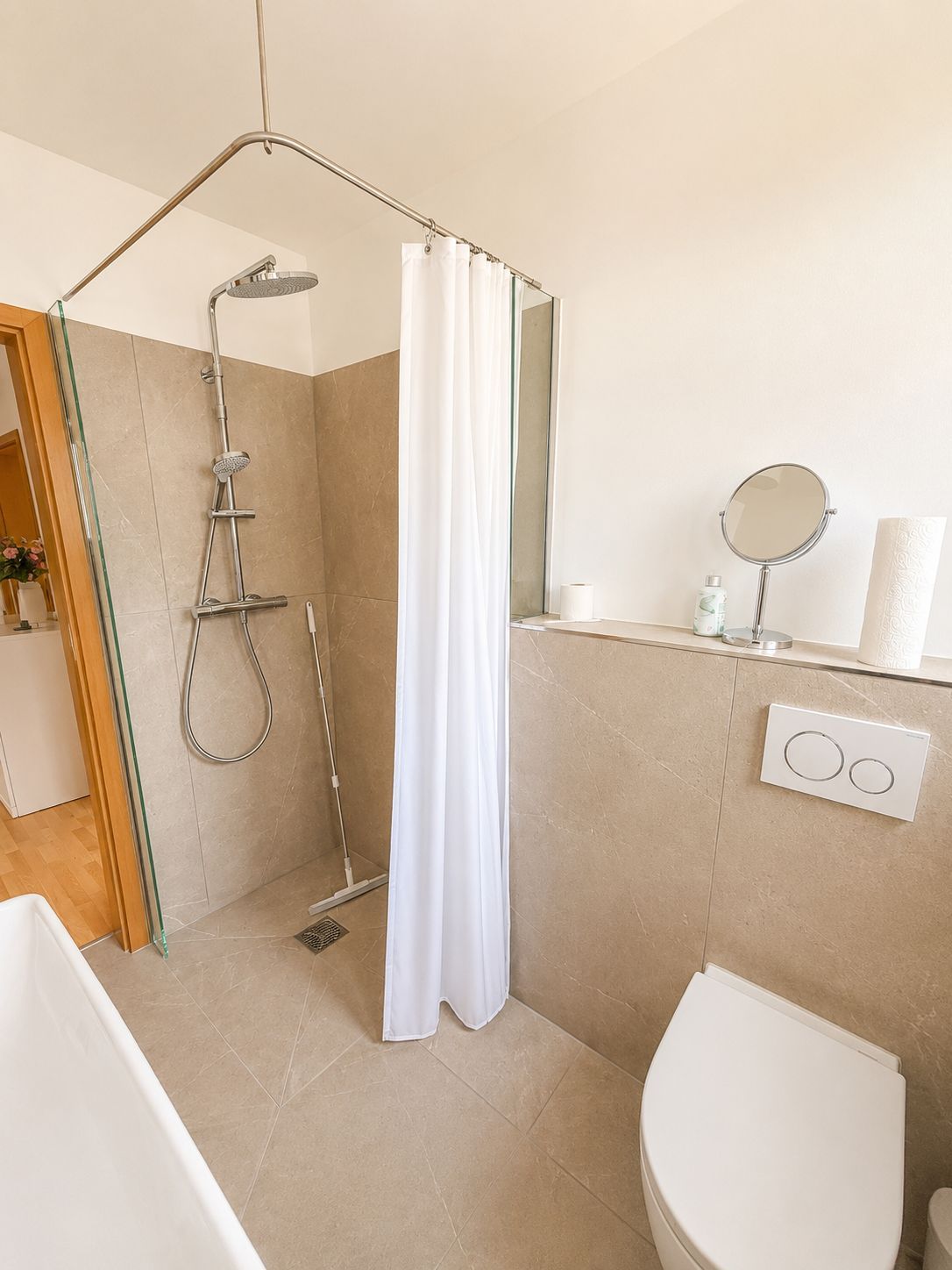 Fully Equipped Apartment With Home Office & Balcony In A Quiet Location By The Castle Park – Moers H - 11