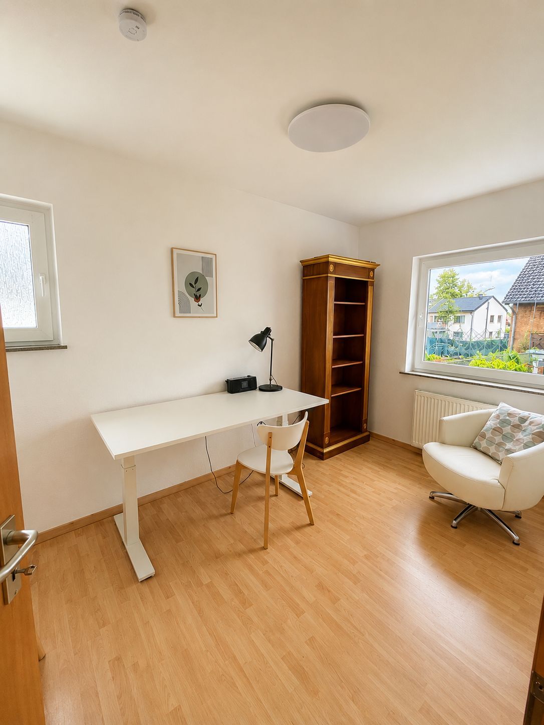 Fully Equipped Apartment With Home Office & Balcony In A Quiet Location By The Castle Park – Moers H - 15