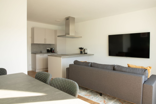 Modern Apartment by the Basilica I 55sqm I 2 Beds - Gallery - 8
