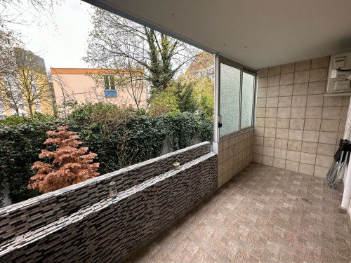 Beautiful, large and great apartment with balcony in top location