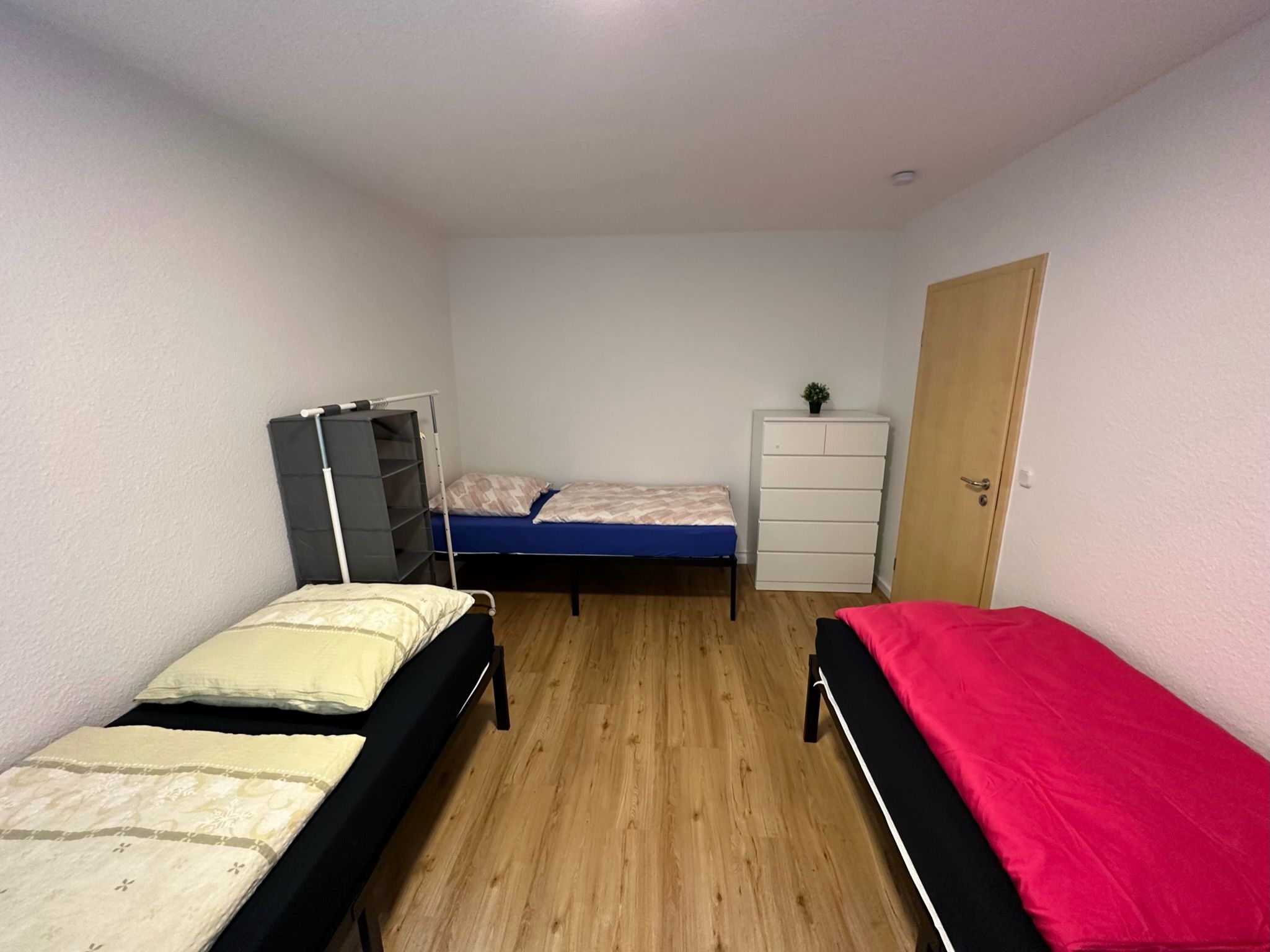 Beautiful, Large And Great Apartment With Balcony In Top Location - 3