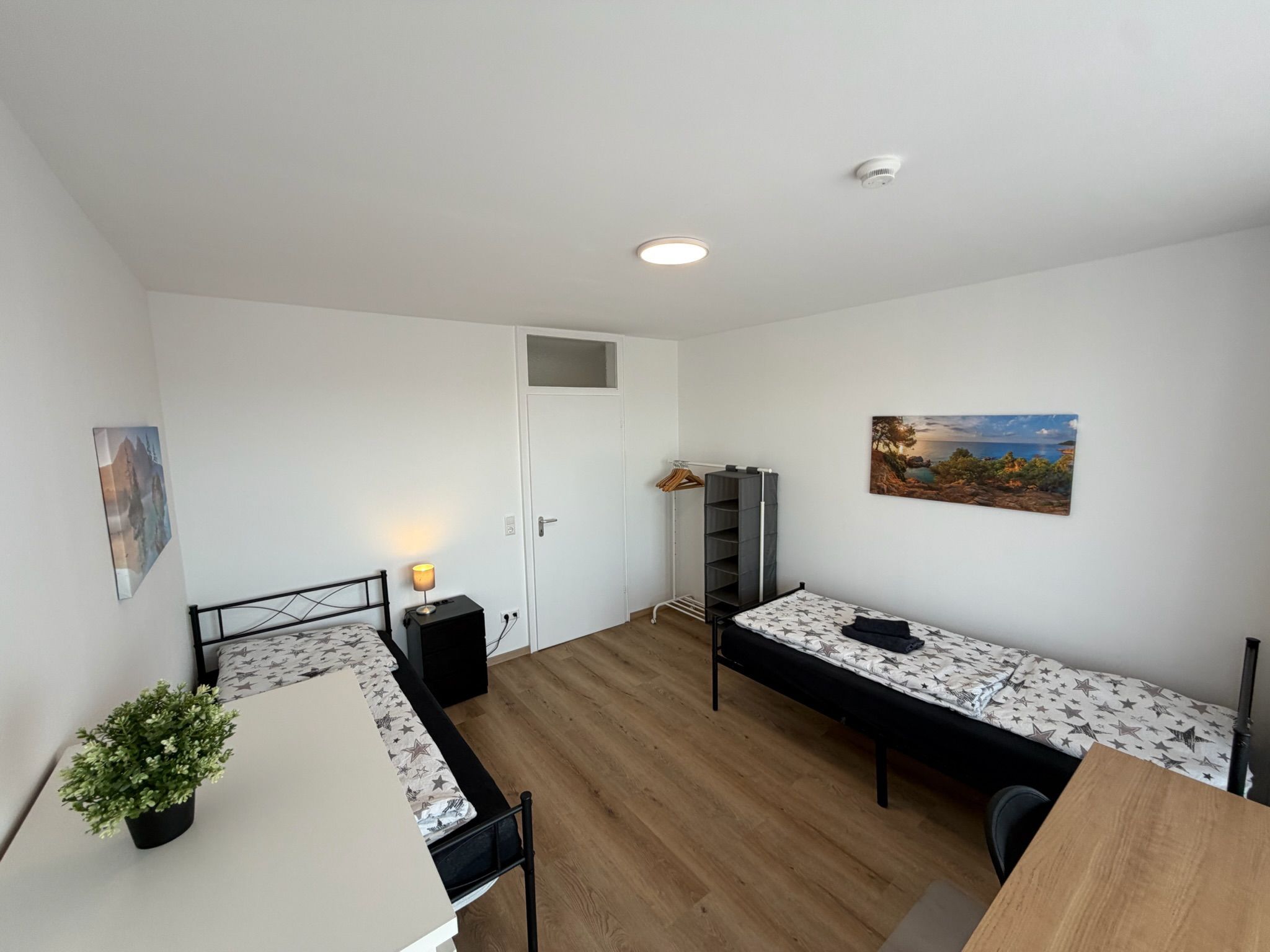 Modern 3-Room Apt. With Big Living Room & Balcony - 13