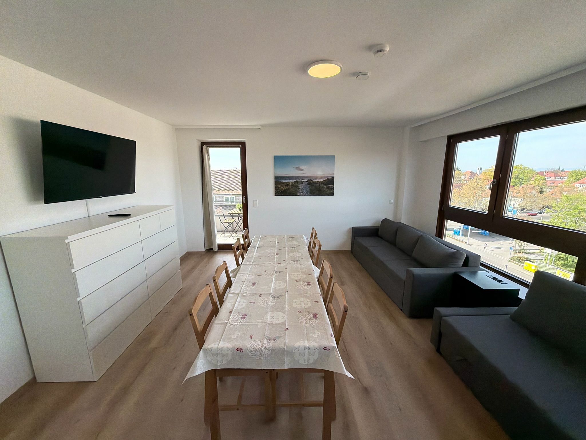 Modern 3-Room Apt. With Big Living Room & Balcony - 21
