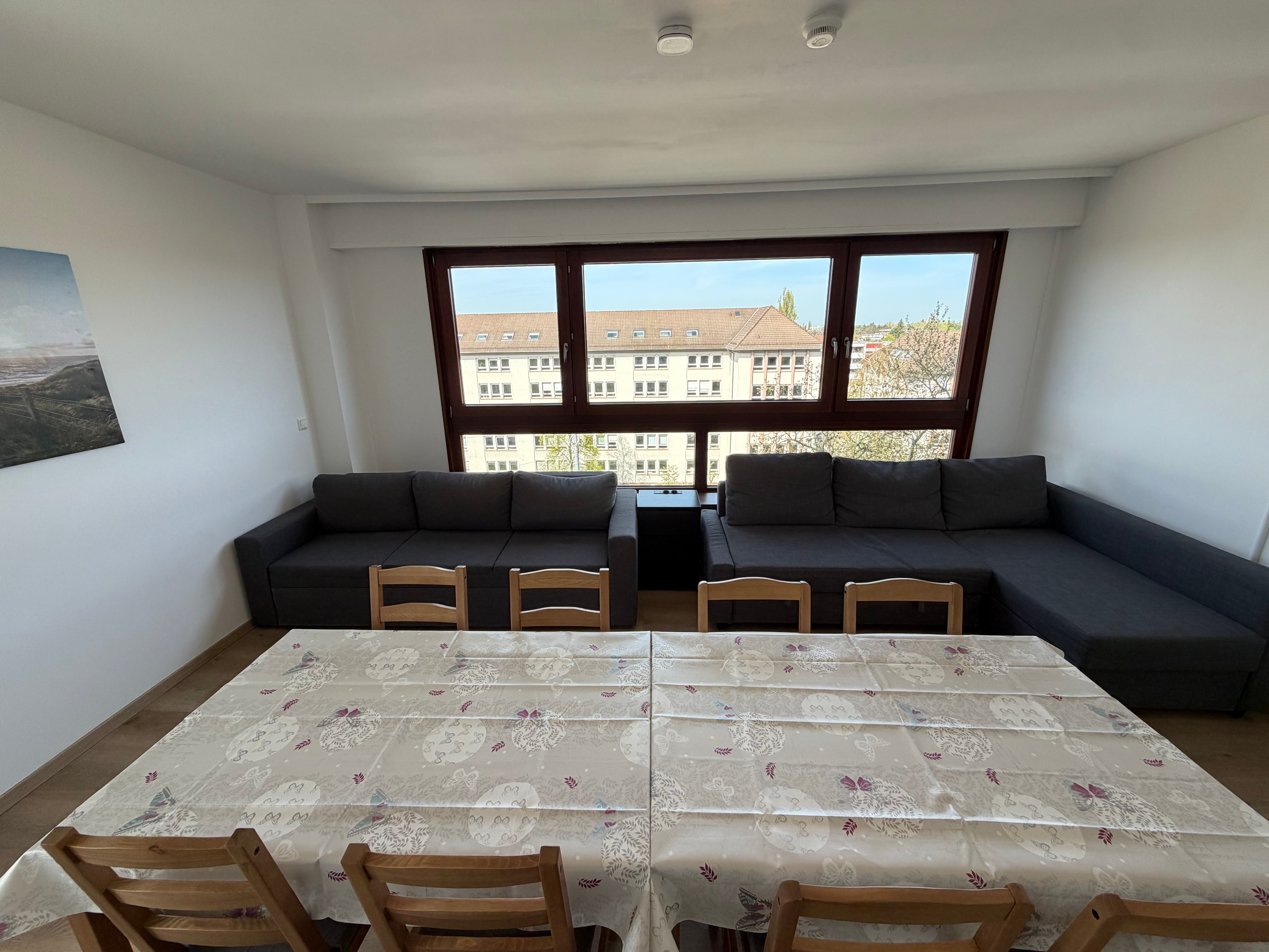 Modern 3-Room Apt. With Big Living Room & Balcony - 18