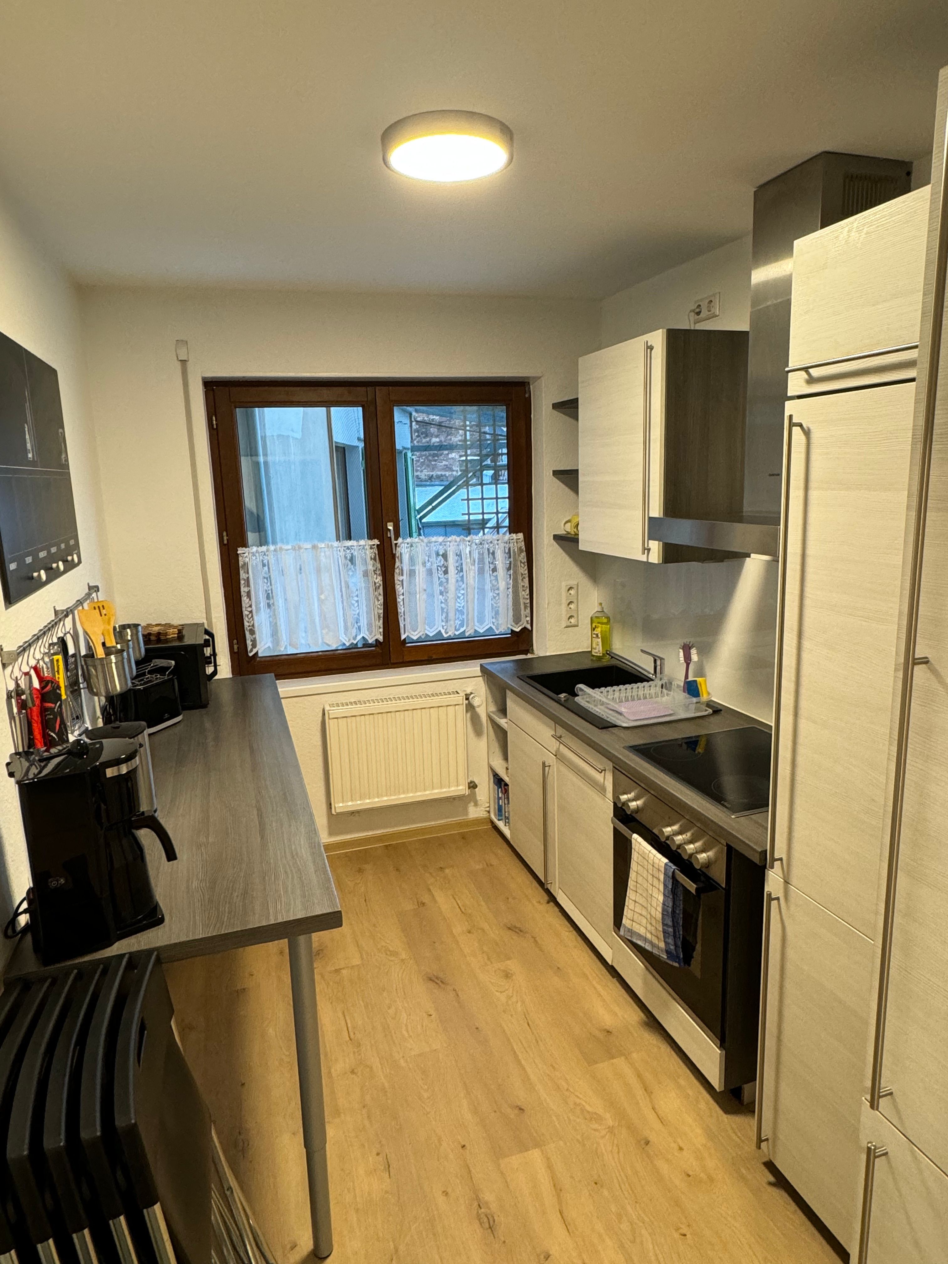 5-Room Apartment (120 Sqm) With 2 Bathrooms, 2 Kitchens, Bar Area & Balcony Directly In The City Cen - 12