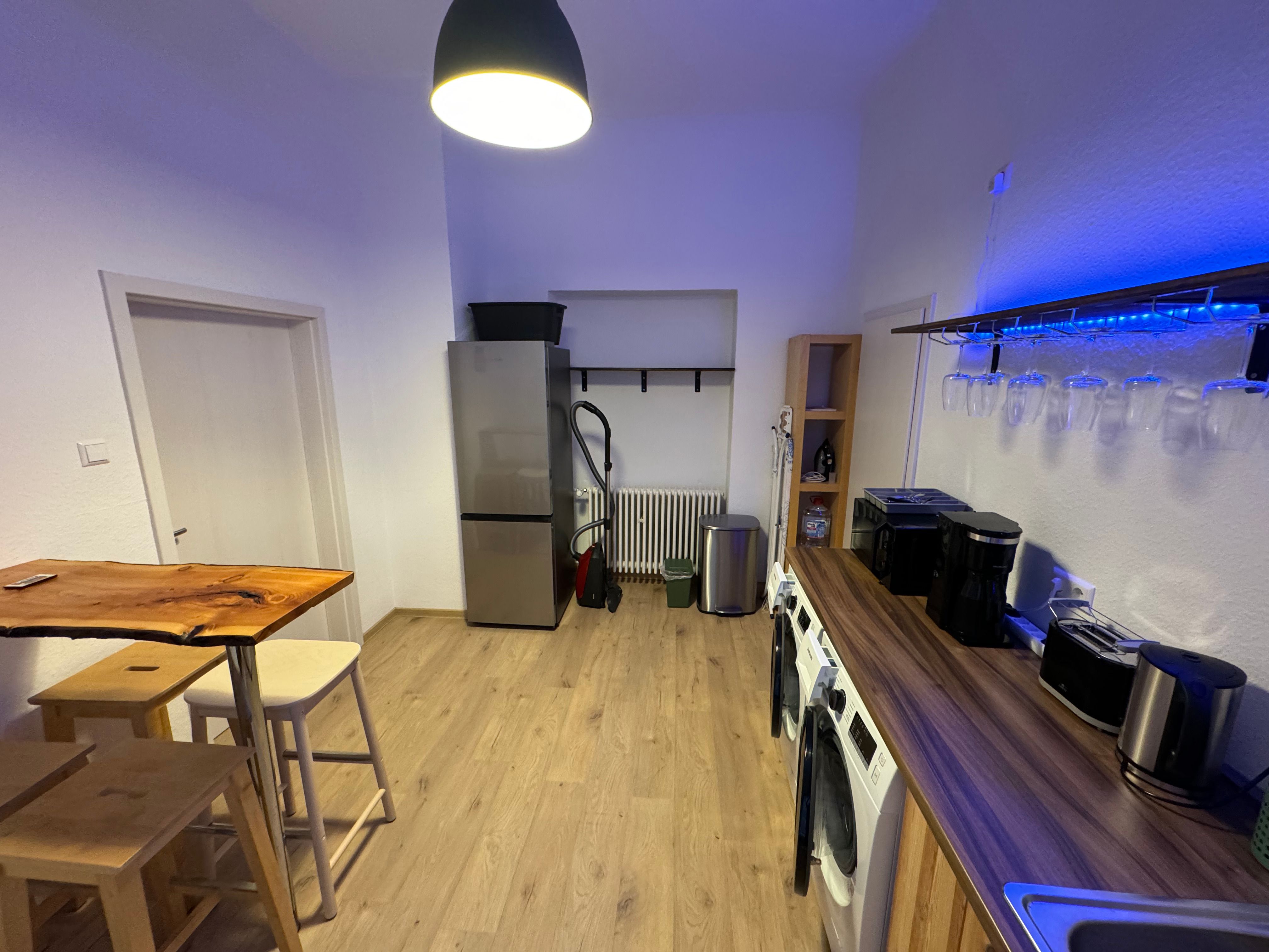 5-Room Apartment (120 Sqm) With 2 Bathrooms, 2 Kitchens, Bar Area & Balcony Directly In The City Cen - 13