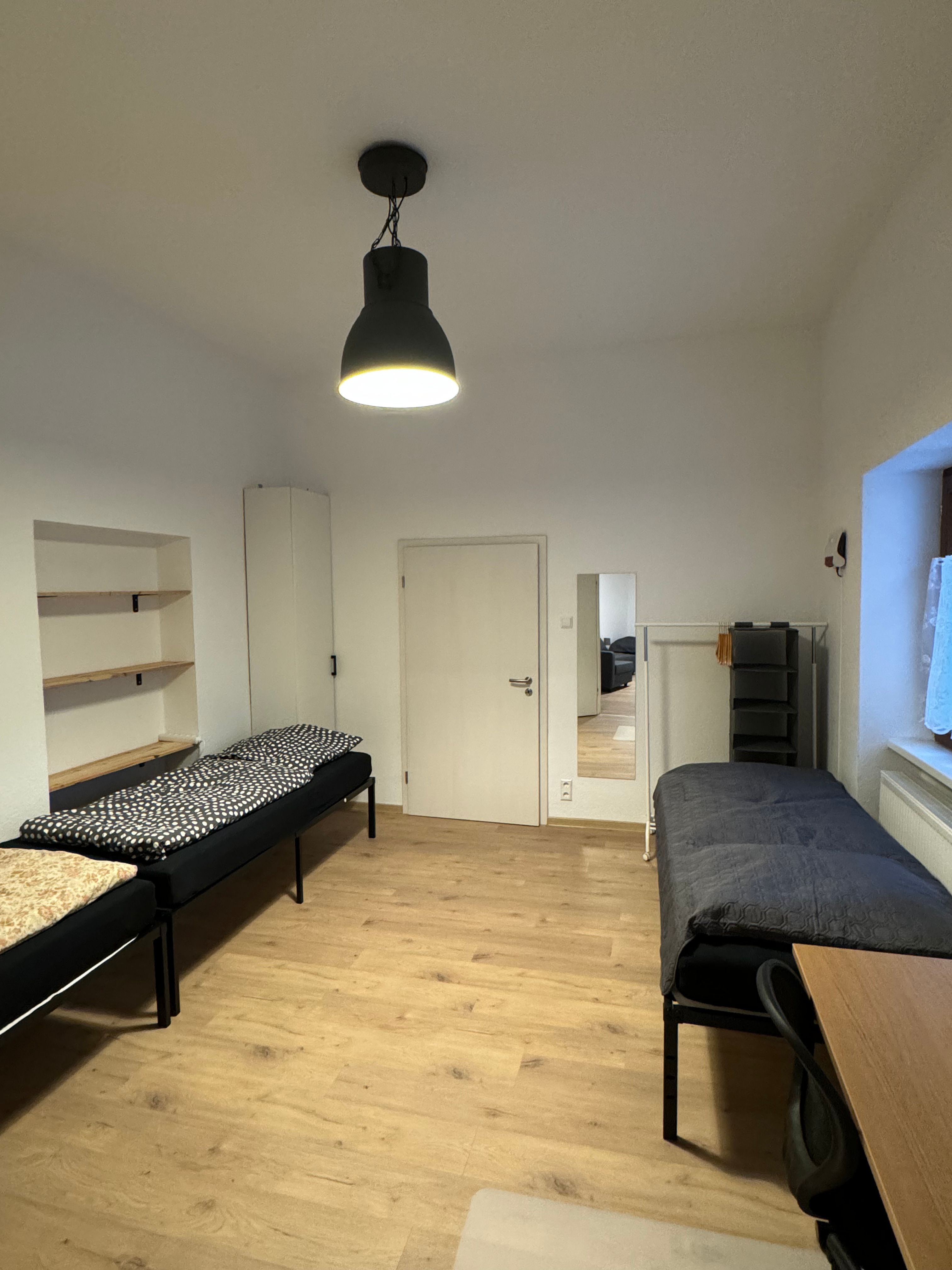 5-Room Apartment (120 Sqm) With 2 Bathrooms, 2 Kitchens, Bar Area & Balcony Directly In The City Cen - 2