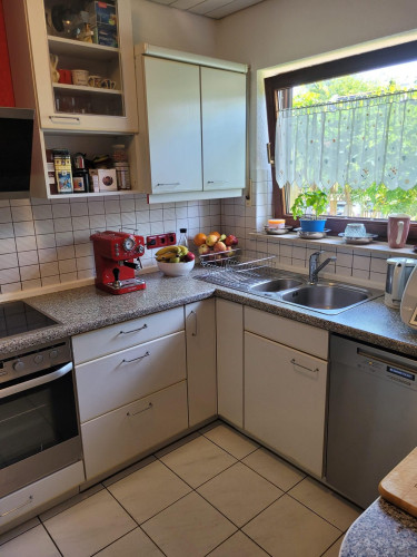 Quiet, fully furnished ground floor apartment with terrace and garden in Tübingen-Lustnau, Herrlesberg - Gallery - 11