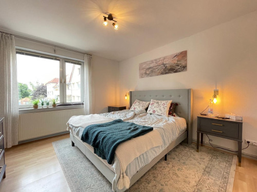 Stylish city apartment with balcony near Maschsee lake - Gallery - 5