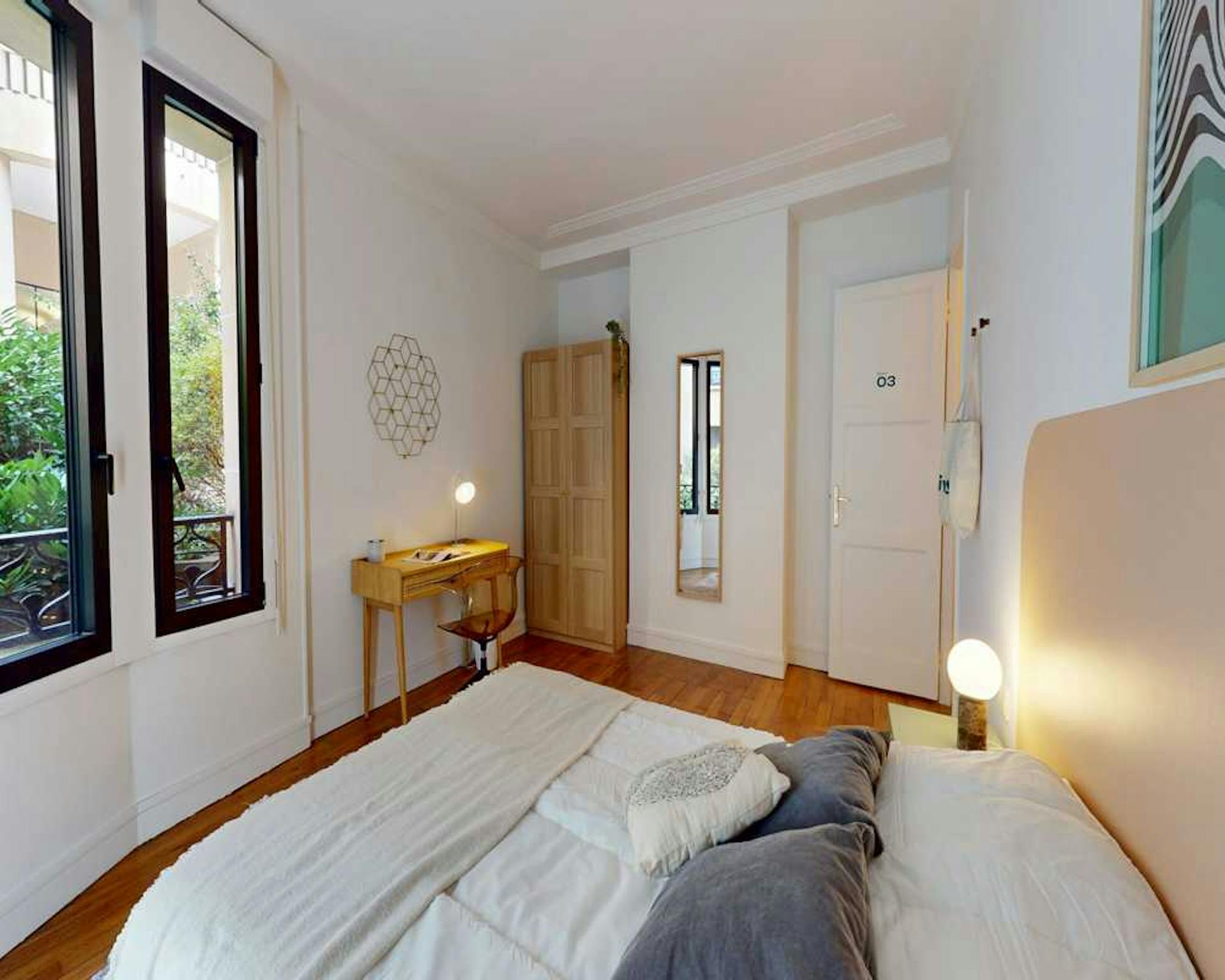 Private Room - Avenue Montaigne, Paris - Gallery - 1