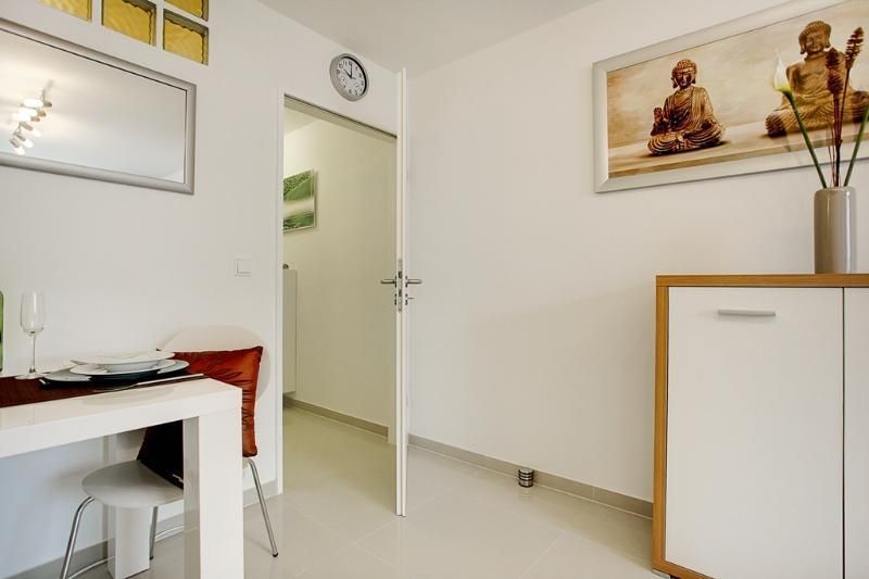 Very Nice Furnished 1.0 Room Apartment / In Munich Maxvorstadt - 11