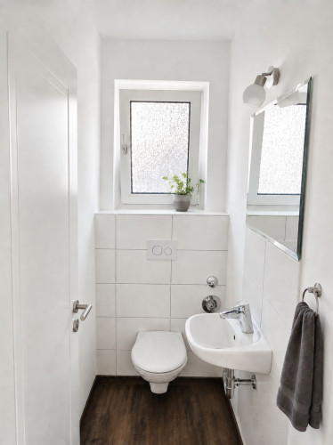 Temporary Housing – Fully Furnished 3-Bedroom Apartment for up to 3 People