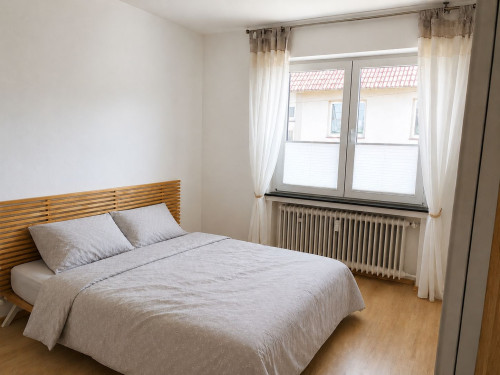 Temporary Housing – Fully Furnished 3-Bedroom Apartment for up to 3 People - Gallery - 9