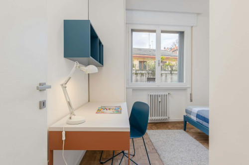 Room in Via Leonardo Emo Capodilista, Padova for 110 m² with 7 bedrooms - Gallery - 8