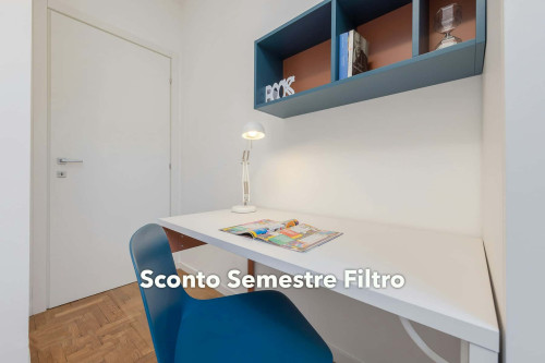 Room in Via Leonardo Emo Capodilista, Padova for 110 m² with 7 bedrooms - Gallery - 7