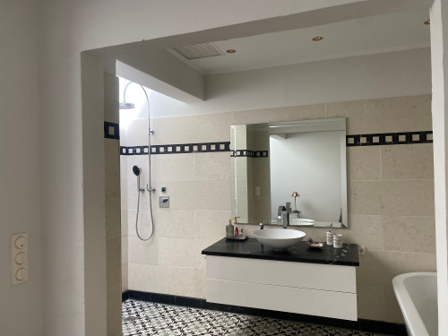 Flat with Elb view - Gallery - 5
