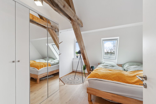 Beautiful & bright apartment - Gallery - 17