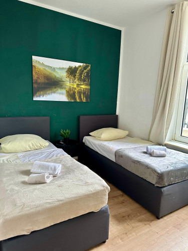 Feel at Home in Neumünster – Balcony, Wi-Fi & Smart TV