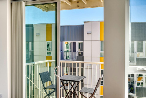 Northeast 12th Lane, Bellevue, WA  - Gallery -  5