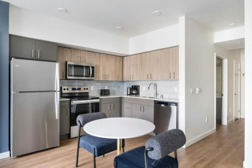 137th Place Northeast, Redmond, WA - Gallery - 7