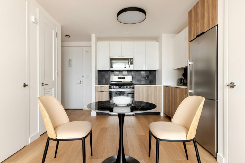 57th Avenue, Queens County, 