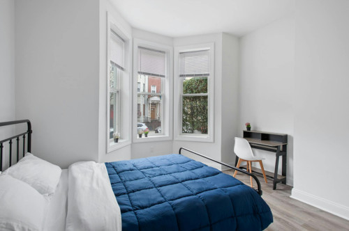 Cornelia St, Brooklyn, NY
