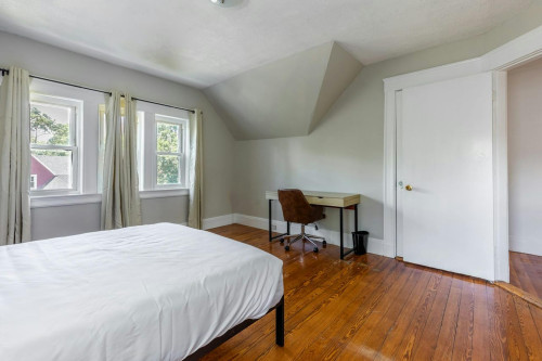 Wallingford Rd, Brighton, MA