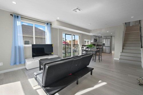 North Chicago Street, Los Angeles, CA  - Gallery -  5