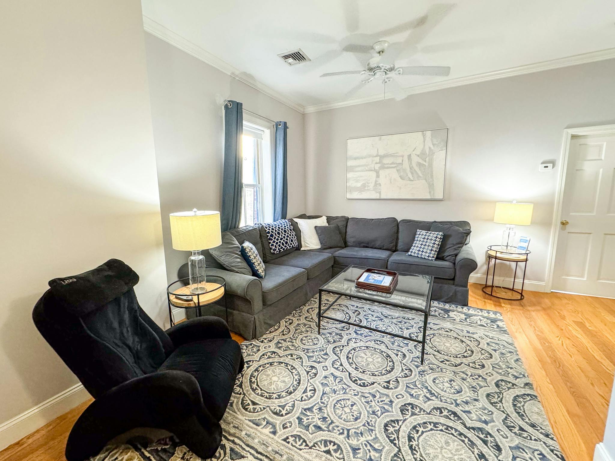 Entire Place - Harvard Square, Brookline, MA - Gallery - 1