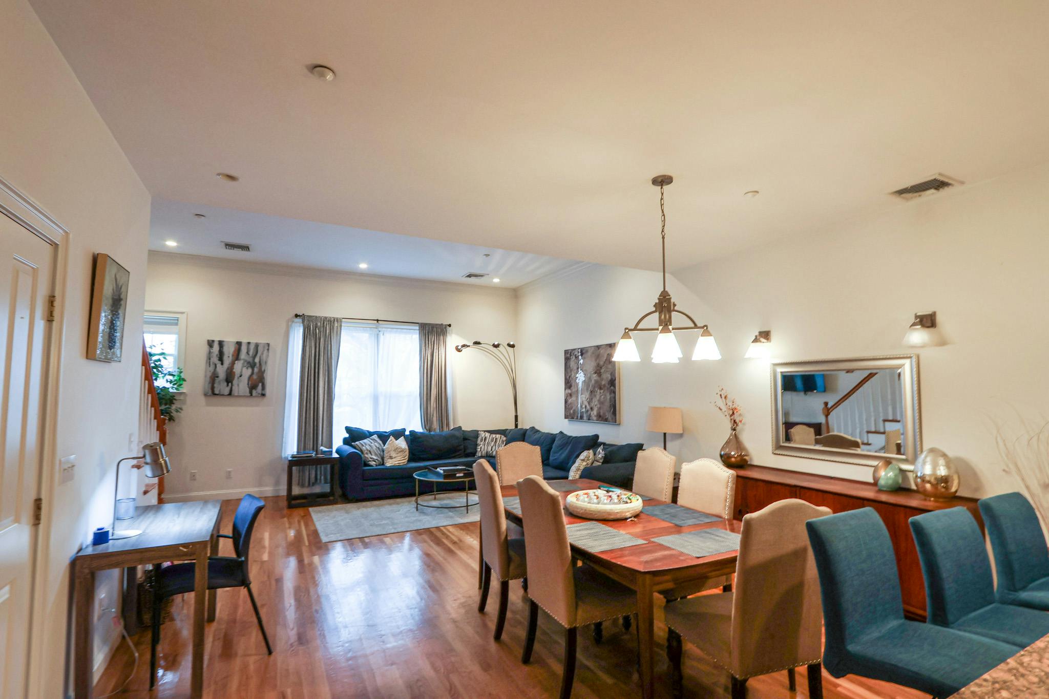 Entire Place - Harvard Square, Brookline, MA - Gallery - 1