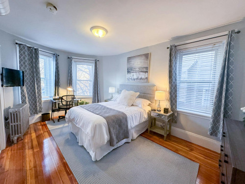 Washington Street, Brookline, MA - Gallery - 10