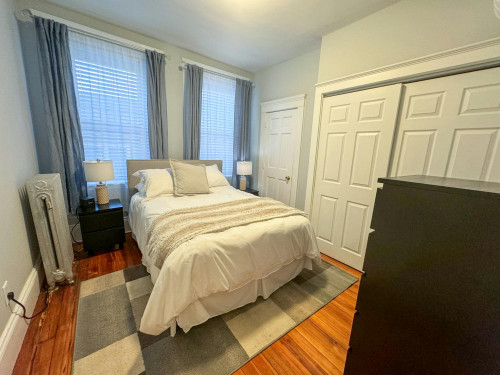 Washington Street, Brookline, MA - Gallery - 6