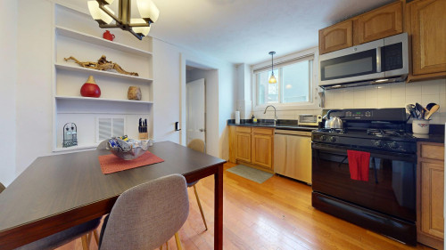 Washington Street, Brookline, MA - Gallery - 10