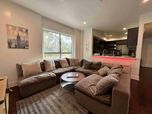 North La Brea Avenue, Los Angeles, CA  - Gallery -  5