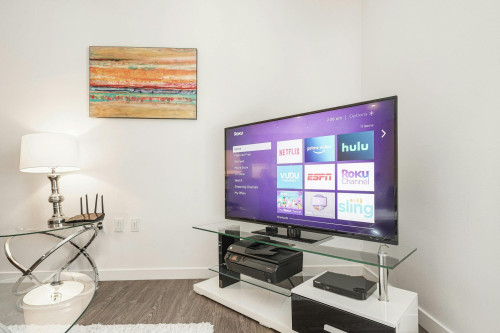 W Olive Ave, Burbank, CA  - Gallery -  5
