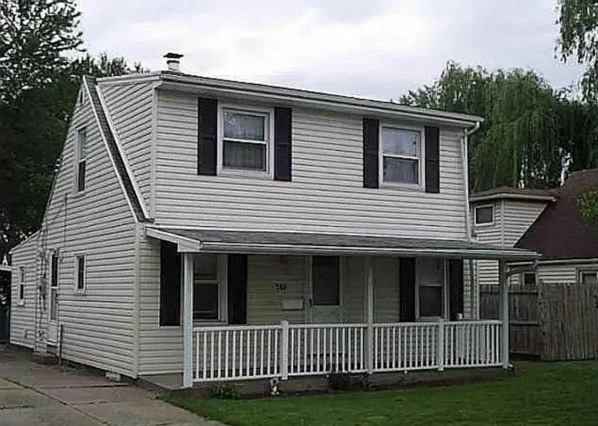  Entire Place  -  Sweet Home Rd, Buffalo, NY  - Gallery -  1