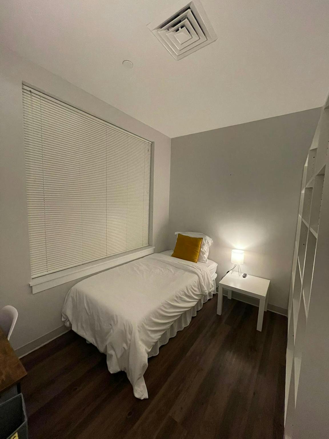 Private Room - Washington St, Brighton, MA - Gallery - 1