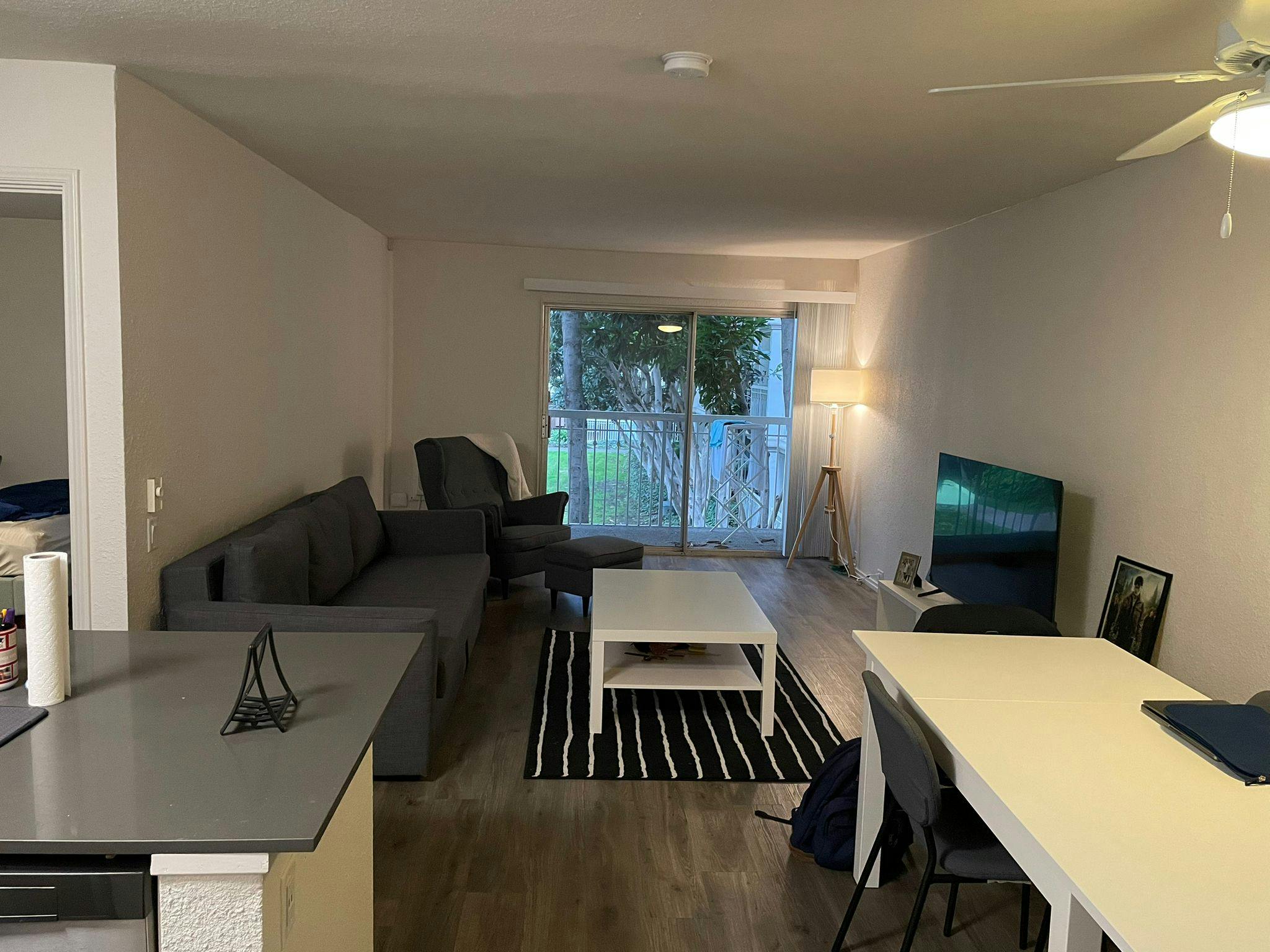 Entire Place - W Middlefield Rd, Mountain View, CA - Gallery - 1