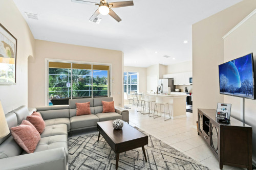 Fan Palm Way, Kissimmee, FL