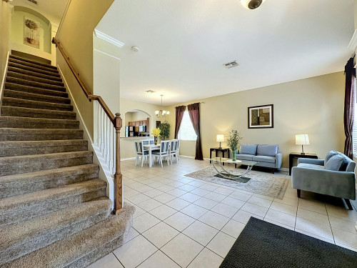 Daulby St, Kissimmee, FL