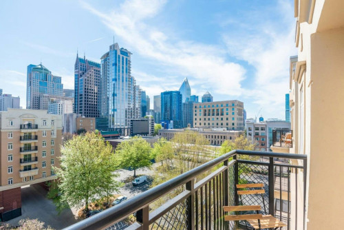 W 5th St, Charlotte, NC