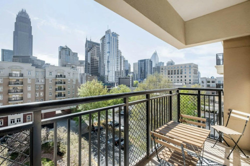 W 5th St, Charlotte, NC  - Gallery -  5