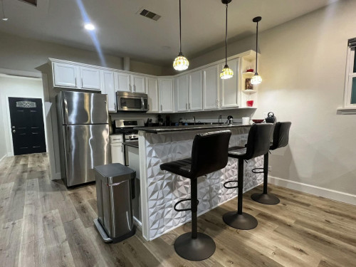 Chenevert Street, Houston, TX - Gallery - 7