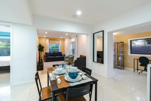 Southwest 25th Terrace, Miami, FL - Gallery - 10