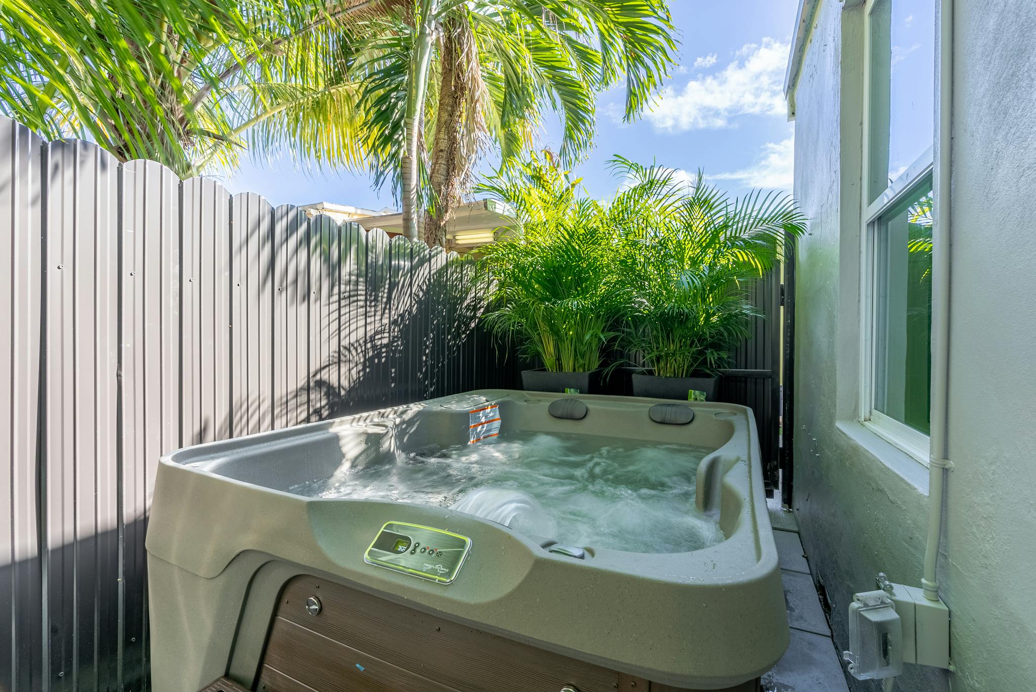  Entire Place  -  Southwest 25th Terrace, Miami, FL  - Gallery -  1