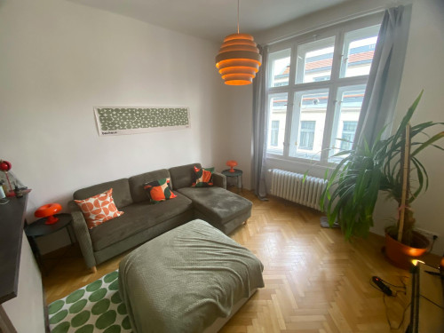Haštalská, Hlavní město Praha