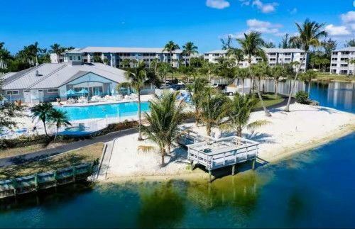 Lake Circle Drive, Fort Myers, FL - Gallery - 6
